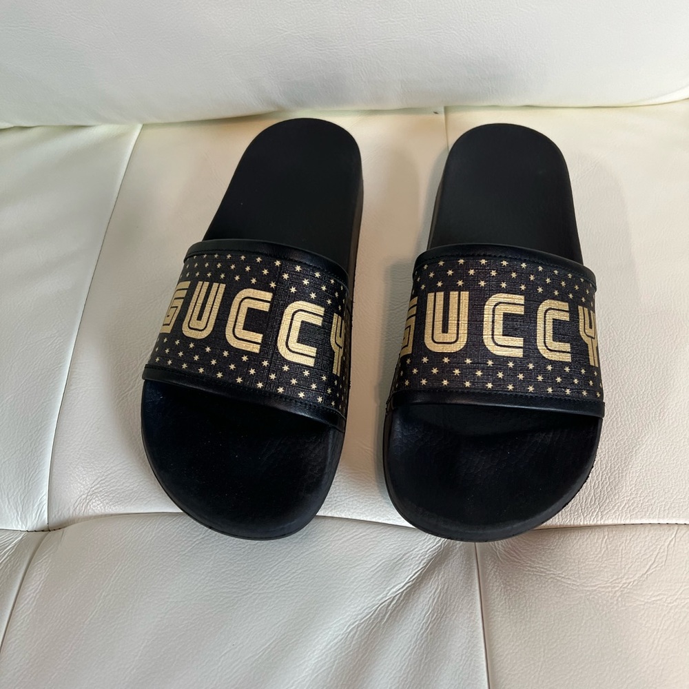 Gucci Guccy Black & Gold Slides Gem